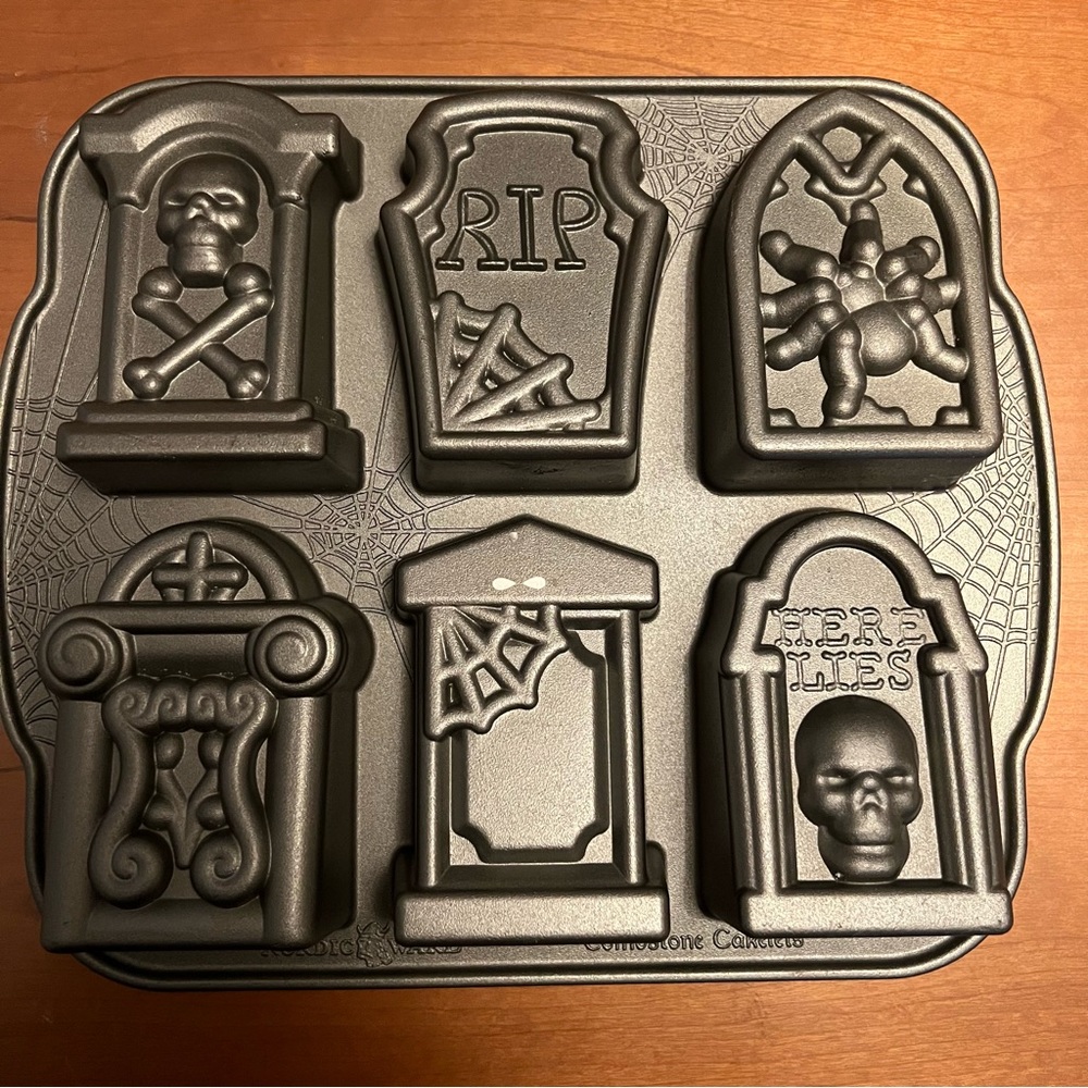 Nordic Ware Halloween Combstone Cakelets